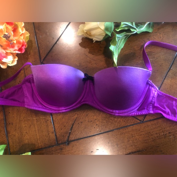 Victoria's Secret Other - Vintage Victoria’s Secret bra as is y2k